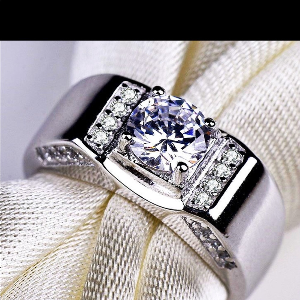 -High Quality Fancy Oval CZ 14K White Gold …